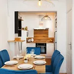 アパート Le Pied A Terre De La Cite - Parking Au Pied De La Cite カルカソンヌ