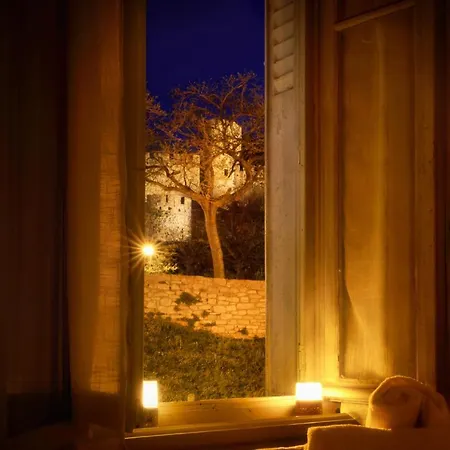 Apartment Le Pied A Terre De La Cite - Parking Au Pied De La Cite