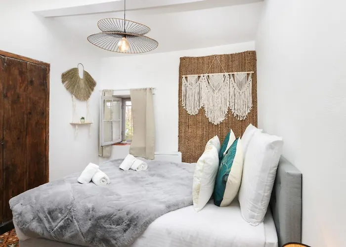 Apartment Le Pied A Terre De La Cite - Parking Au Pied De La Cite *